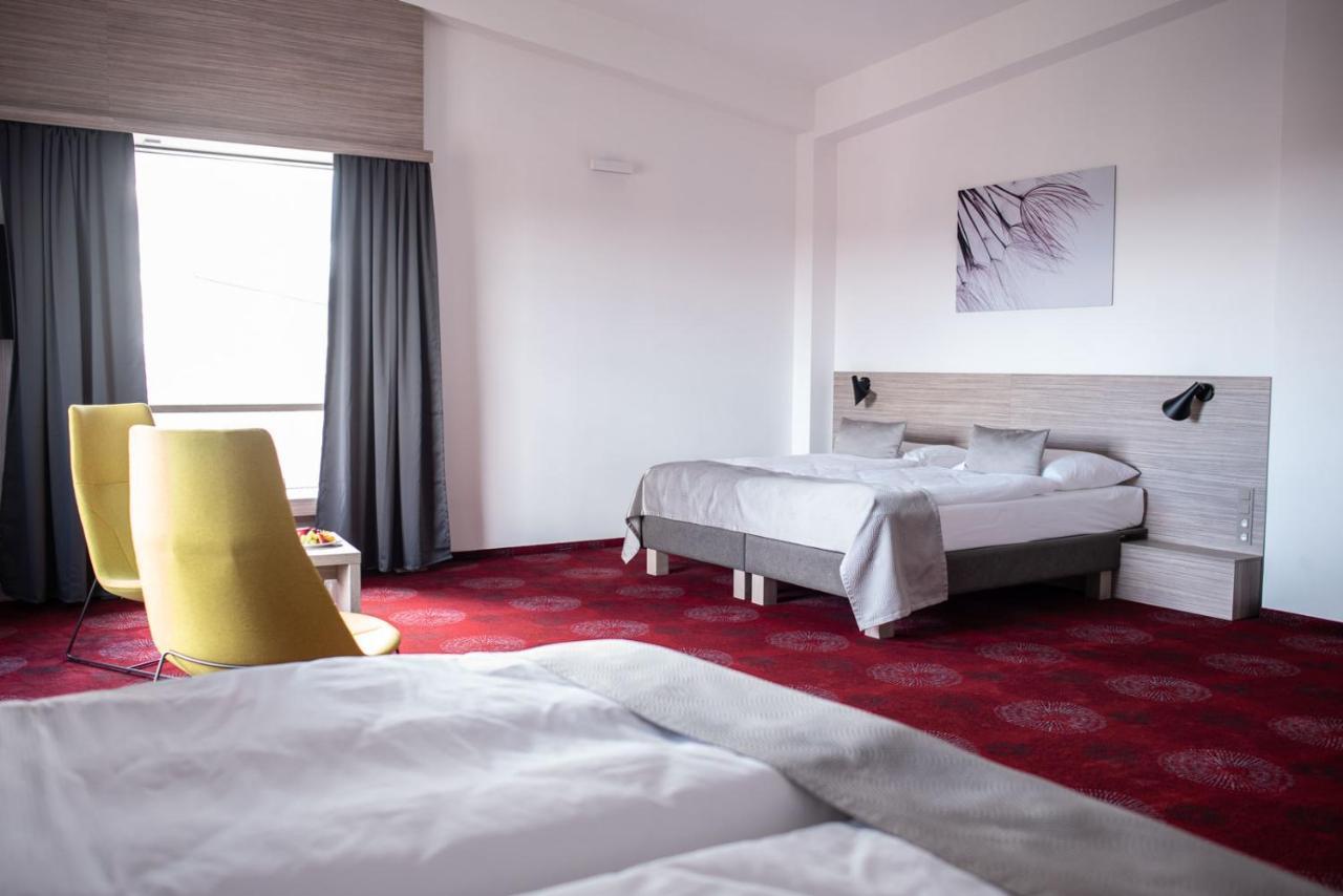 Hotel TAMMEL Jičín Buitenkant foto